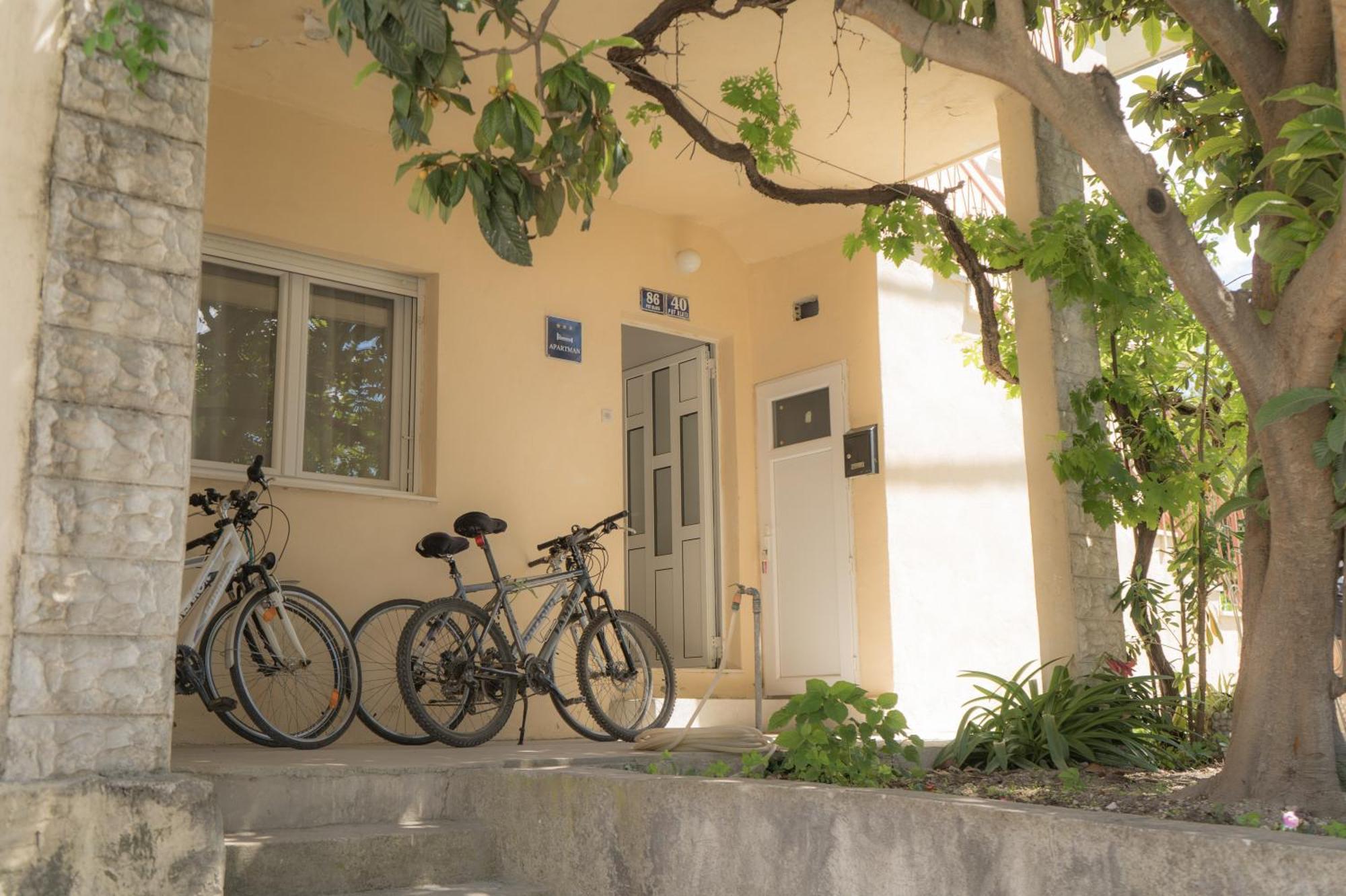 Apartment Gloria Kastela Exterior photo